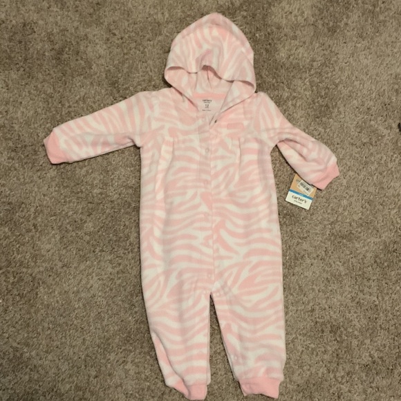 Carter’s 12 month fleece play suit - Picture 2 of 3